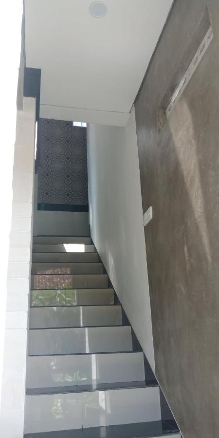 Simple Kuta Bedroom Wisma tamu