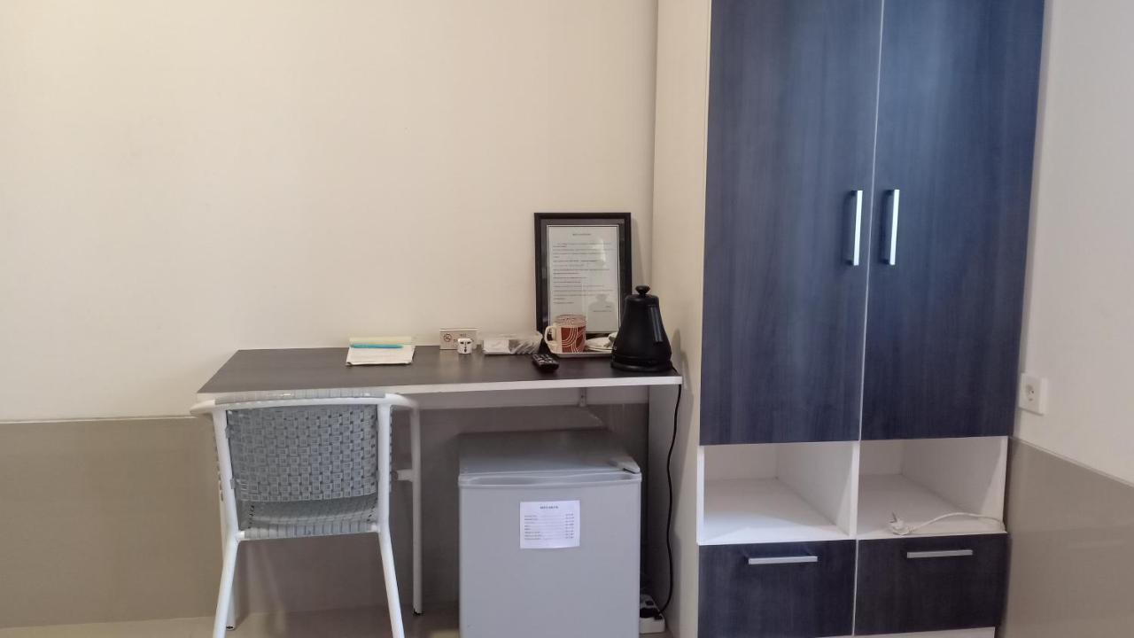 Simple Kuta Bedroom Wisma tamu